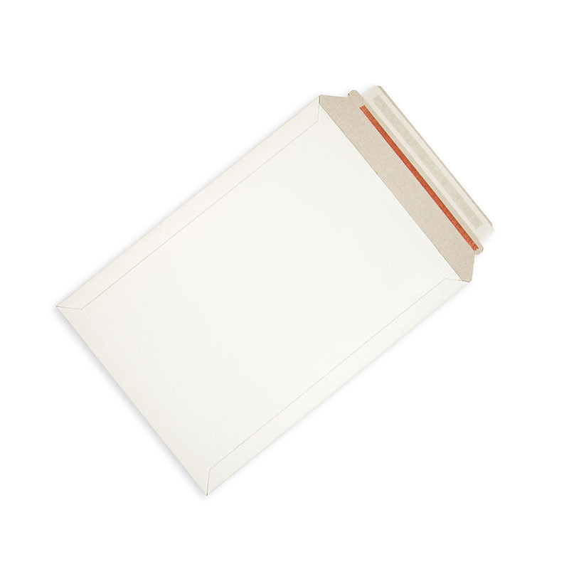 Cardboard envelope 250x353mm B4 white